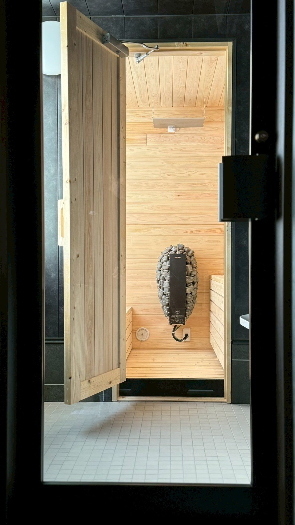 瞑想棟 サウナ入口